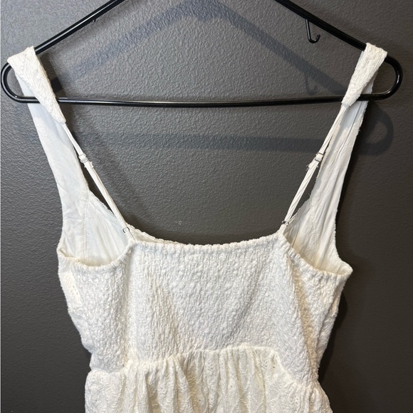 Lush White Textured Lace Dress - Picture 6 of 9